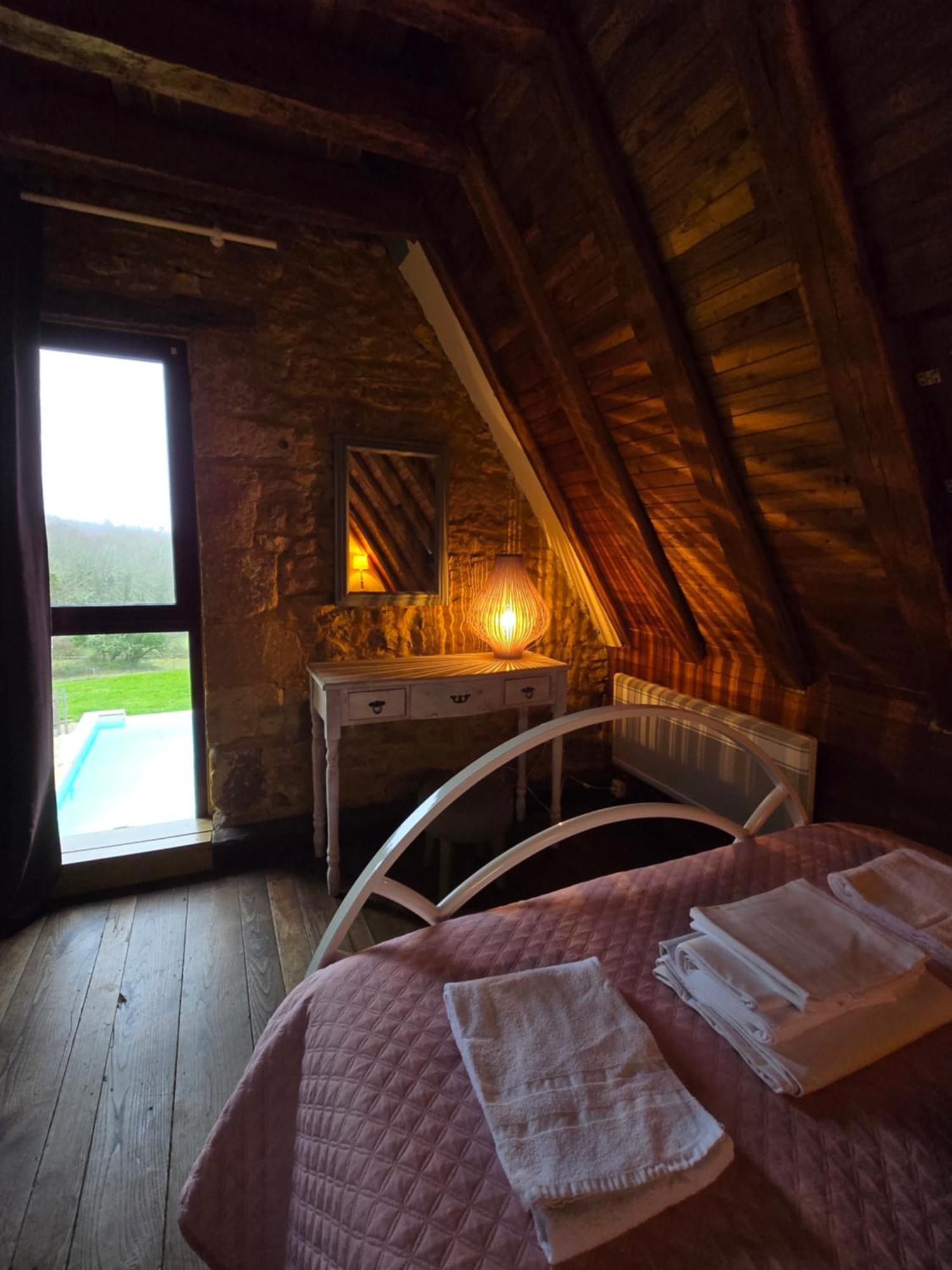 Gite Les Combes Montignac Lascaux Bagian luar foto